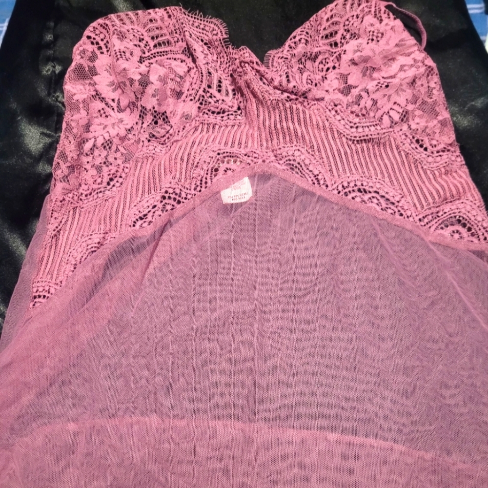 Victoria Secret Chemise NWOT